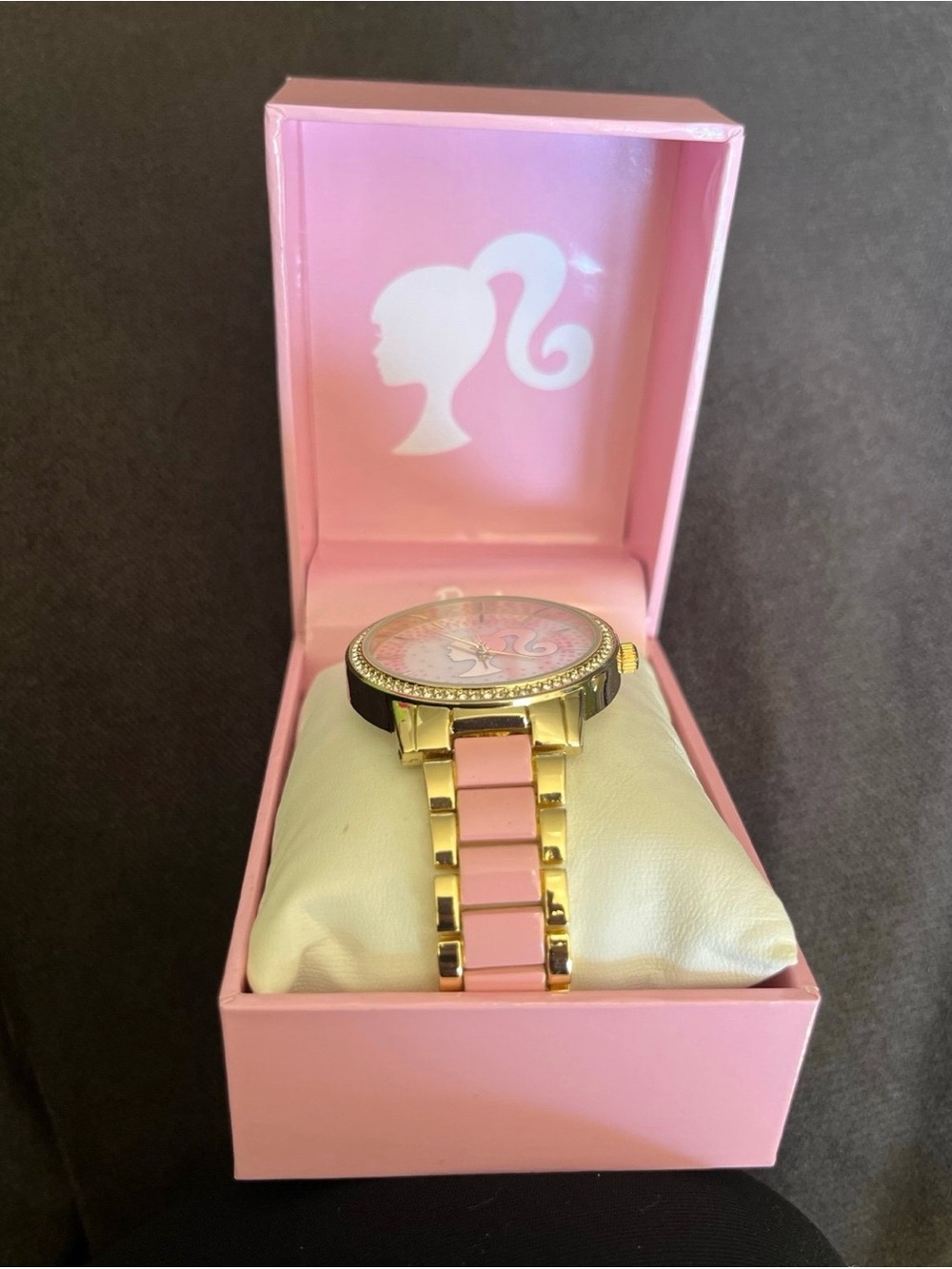 ๐ Barbie Pink and Gold Crystal Accent Ladies Watch - Picture 2 of 6